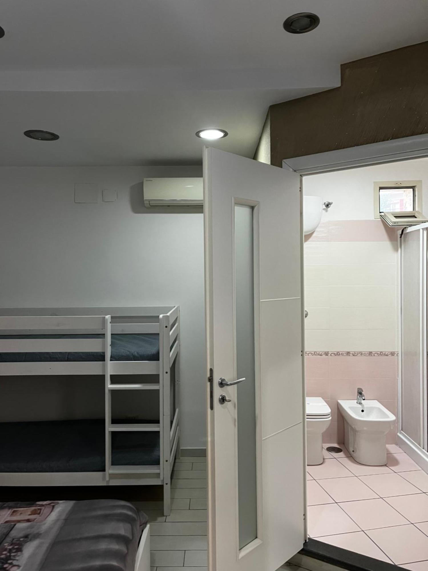 Family Room Portici Ngoại thất bức ảnh